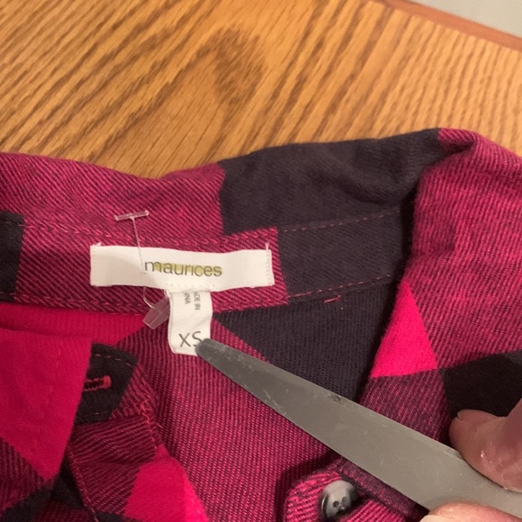 Maurices flannel shirt, size juniors XS. BUFFALO PLAID. Pink & black. - Picture 5 of 9